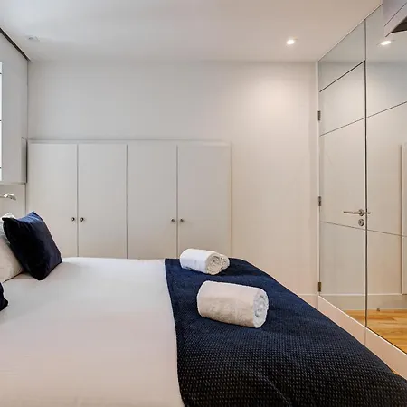 Chic & Trendy T.m. Flat * Lisbon